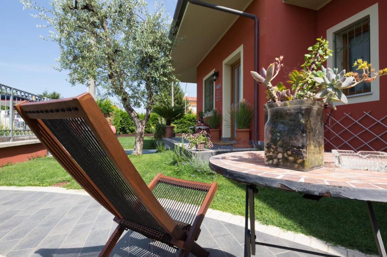 I Frutteti "Affitta Camere" Camaiore Exterior photo